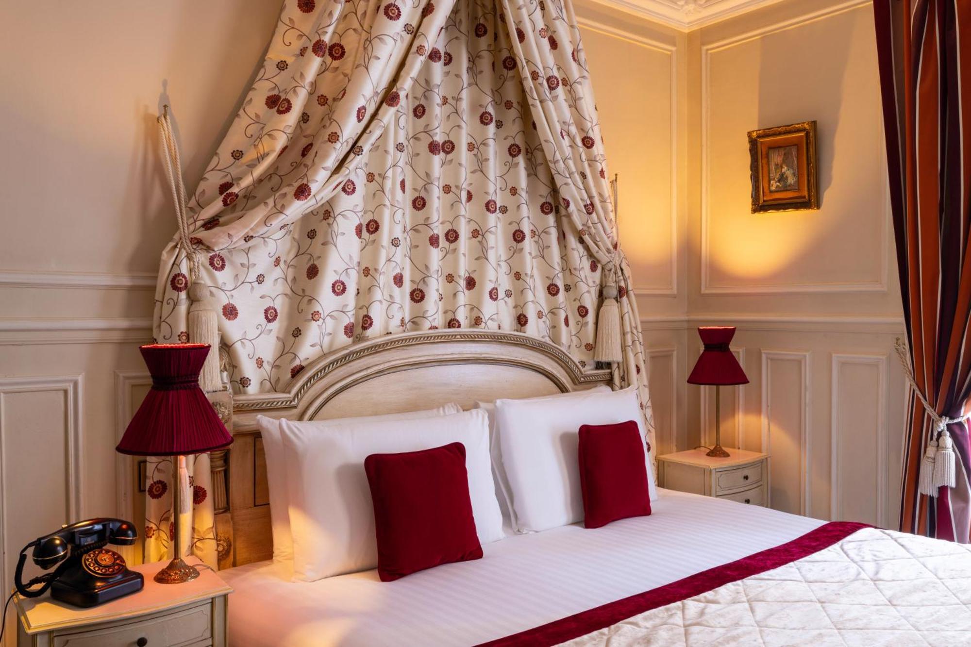 Hotel Residence Henri IV Париж Экстерьер фото
